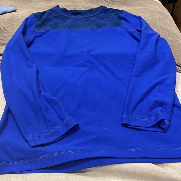 Boys fleece shirt. Great condition. Super soft - Picture 1 of 1